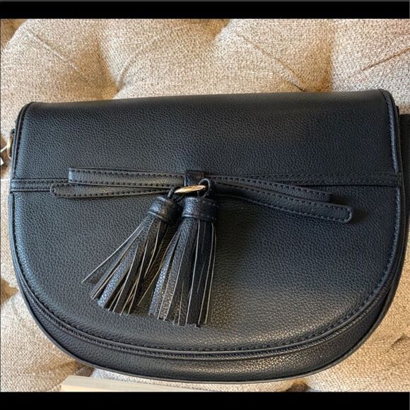 ‎Front Double Tassel Crossbody - Picture 2 of 5